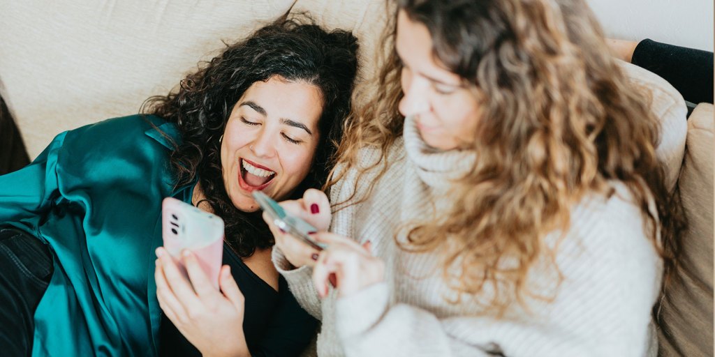 Amici sui social media
